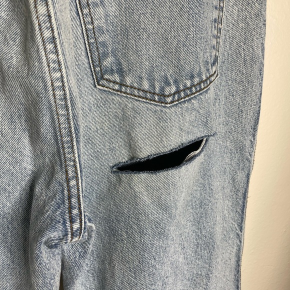 REVICE Ex-Boyfriend Player One Wash Distressed Jeans - Picture 10 of 11